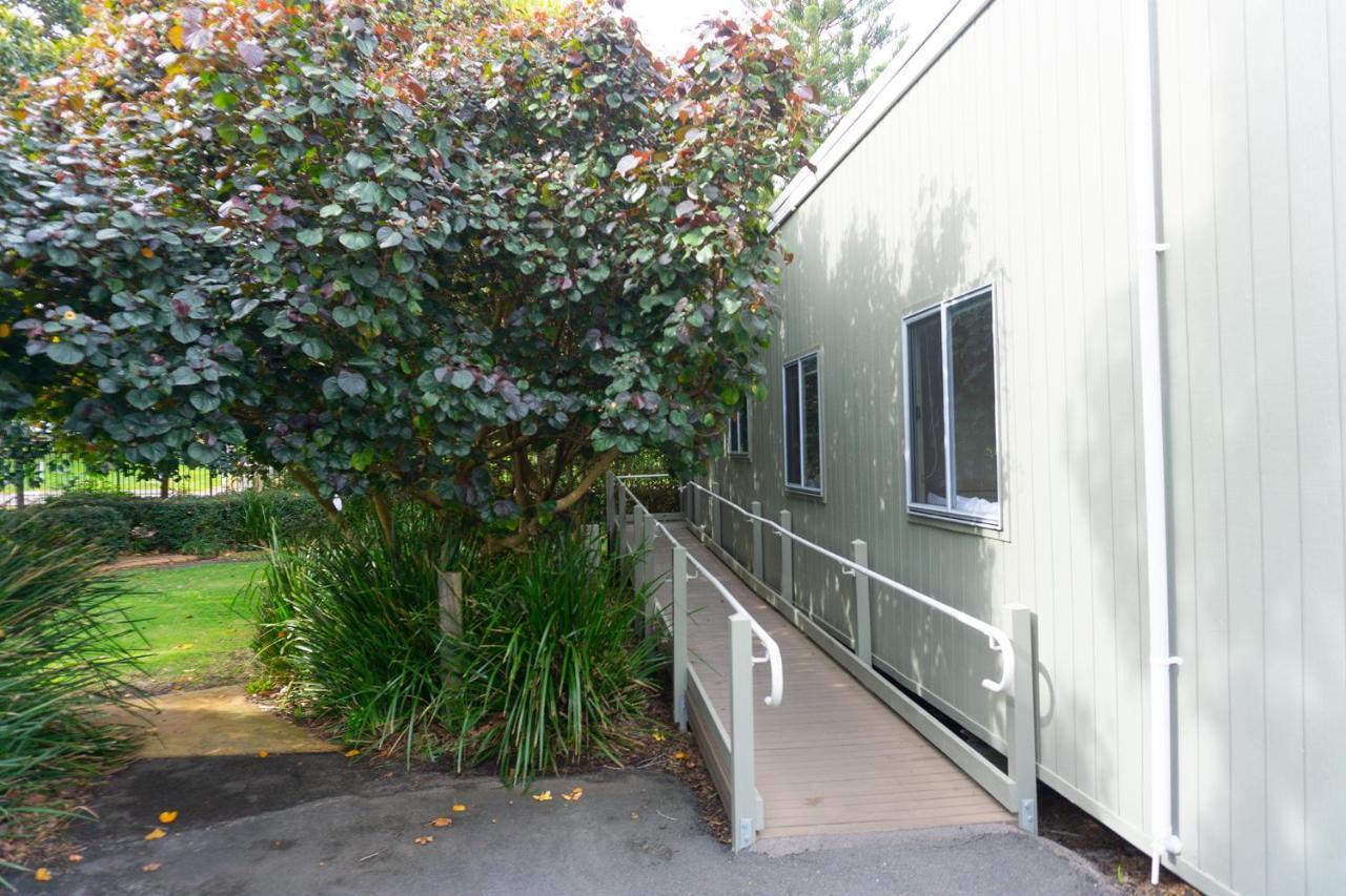 Fingal Bay Holiday Park Exterior photo